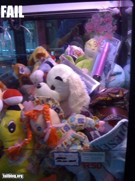 Forum Image: http://i359.photobucket.com/albums/oo33/game_gremlin/epic-fail-claw-game-fail.jpg