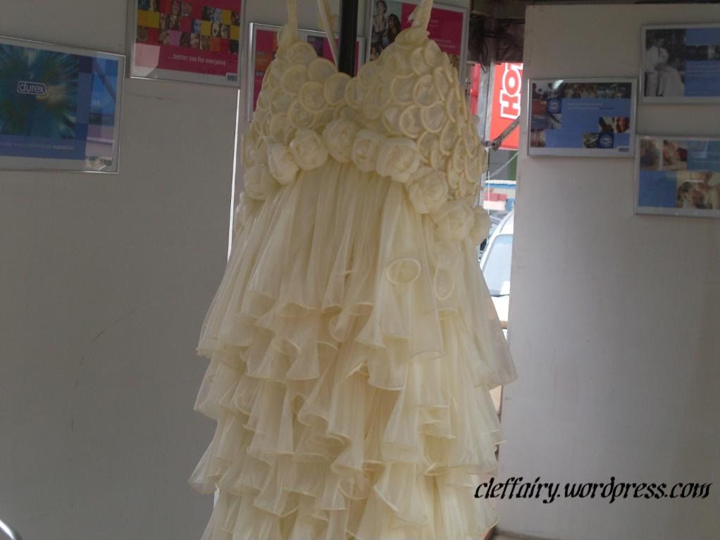 Dress closeup A close up of the condom dress.